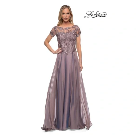 La Femme Dresses La Femme Short Sleeve Metallic Lace Evening